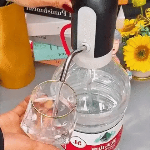 AUTOMATIC WATER DISPENSER CHARGABLE